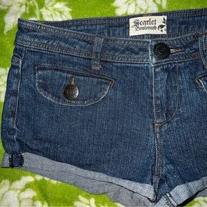 Scarlett Boulevard women’s denim jean shorts sz 26 rolled edges vintage look